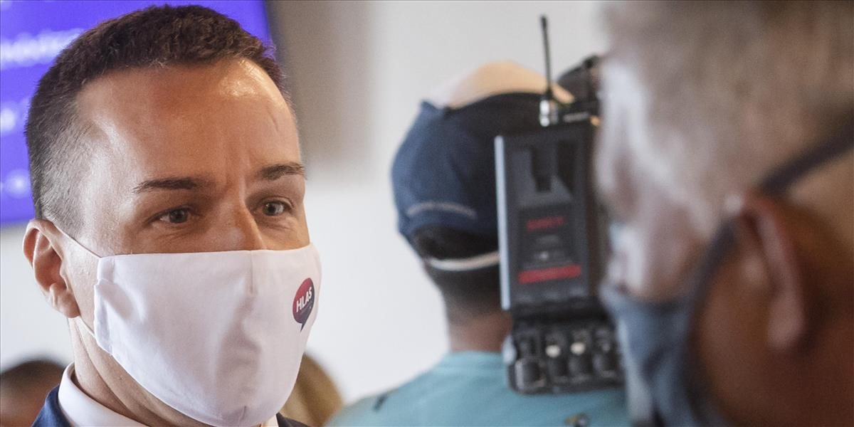 REPORTÁŽ: R. Raši a E. Tomáš kritizujú vládny balíček, hovoria o marketingu a klamstve