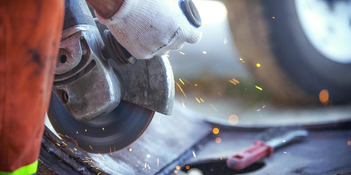 Vedci vytvorili materiál, ktorý nemožno narezať ani rozvŕtať