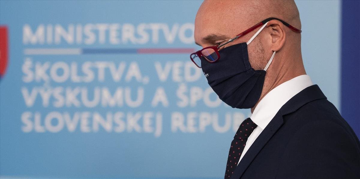 Branislav Gröhling: Chceme odstrániť byrokraciu na školách