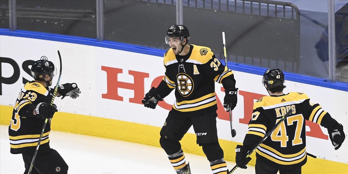 Pánik ani Tatar v prvých zápasoch playoff neuspeli, Boston konečne vyhral