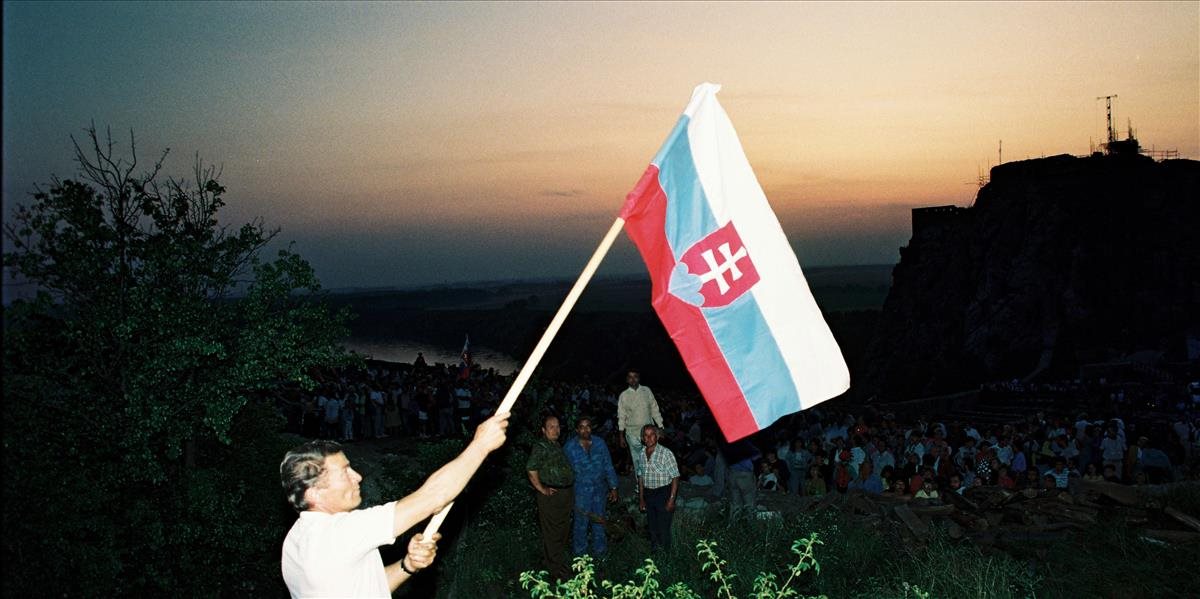 Pred 28 rokmi sa schválila Ústava Slovenskej republiky