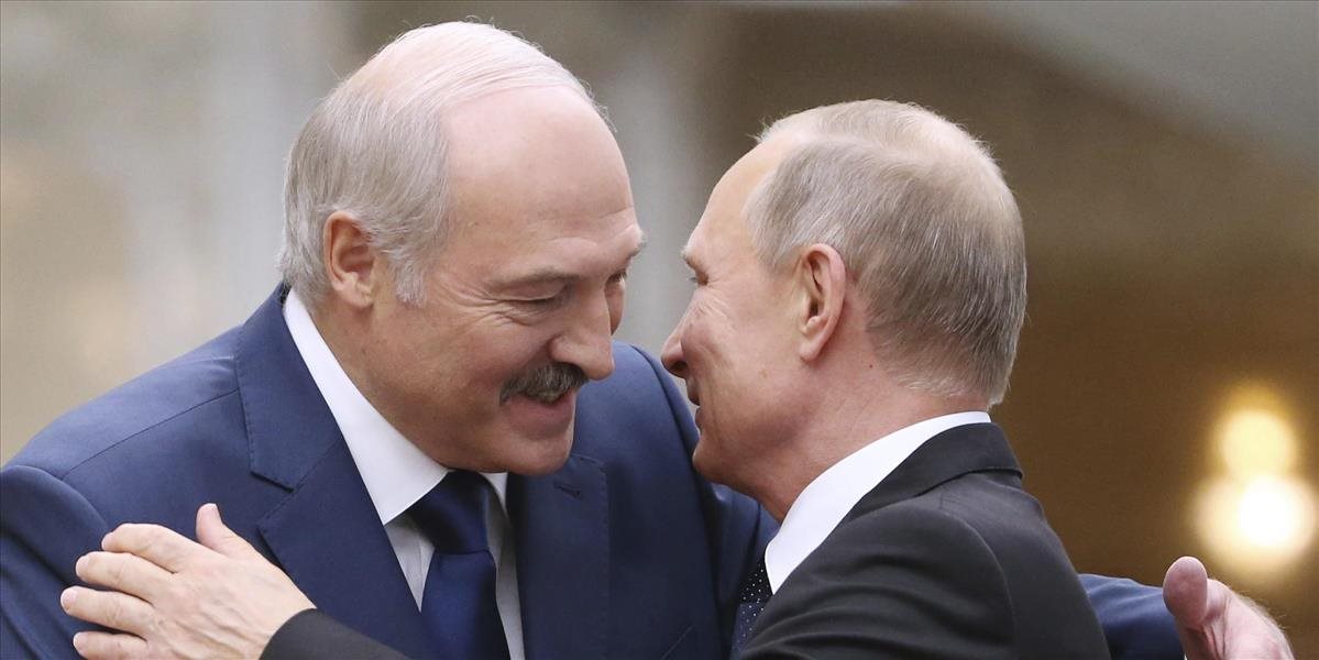 Putin označil zadržanie Rusov v Bielorusku za operáciu Ukrajiny a USA