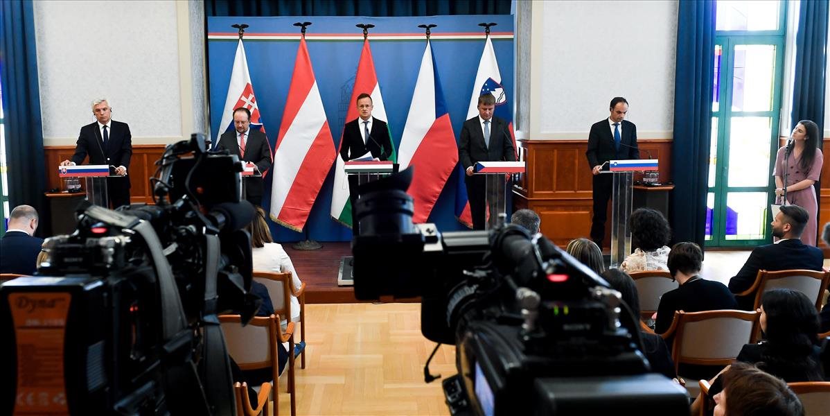 Krajiny strednej Európy riešia boj proti COVID-19 na pravidelných stretnutiach