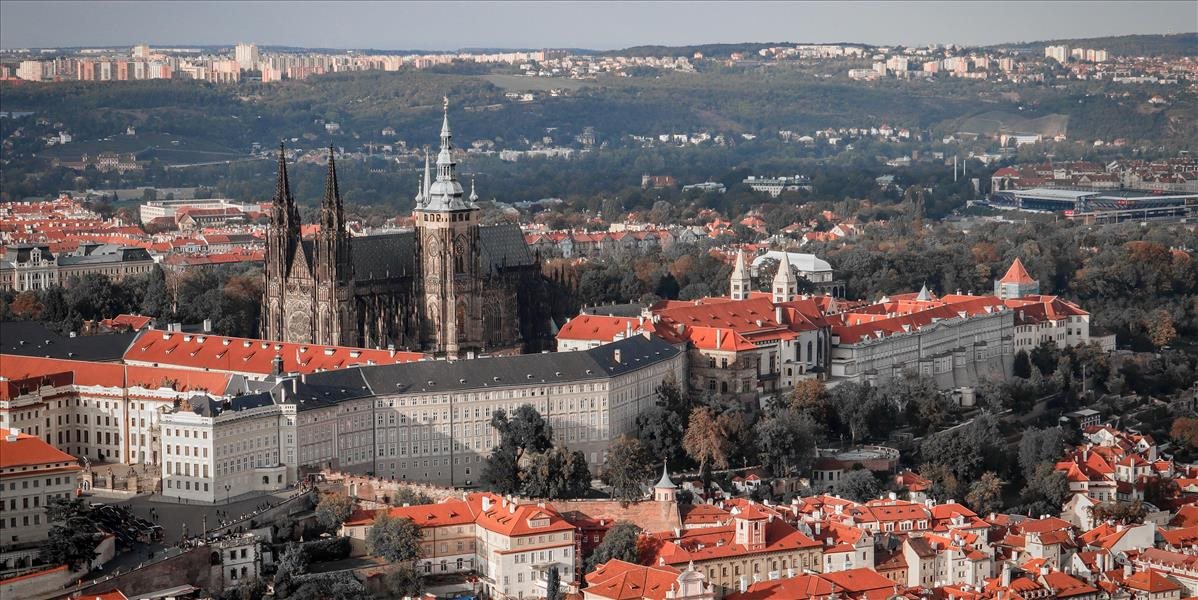 Česi prijímajú nové opatrenia proti koronavírusu, čo bude najviac obmedzené?