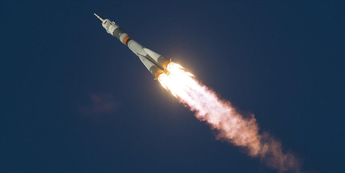 Z ruského kozmodrómu štartovala raketa Sojuz-2 s 22 satelitmi