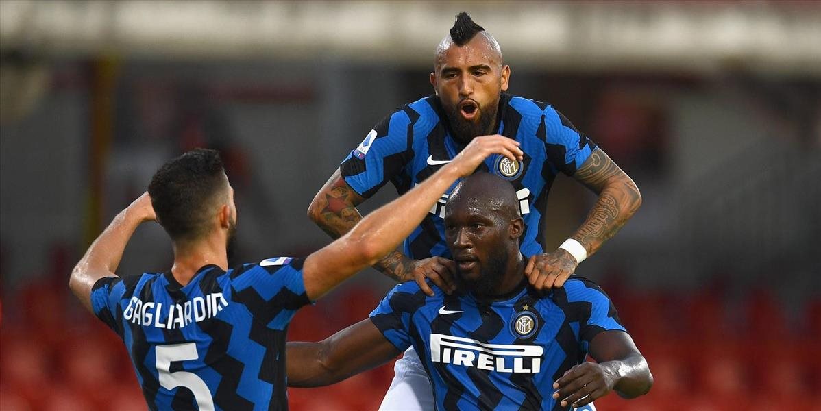 Conteho Inter zostrelil nováčika Benevento, Atalanta nedala šancu Laziu