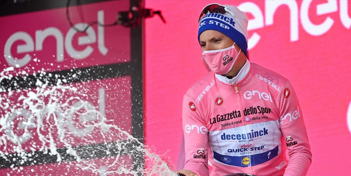 Giro d'Italia má nového lídra, Sagan počas stúpania na Etnu šetril sily