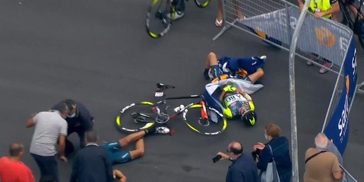 Giro d'Italia: Hrôzostrašný pád v 4. etape iba pár metrov pred cieľom! Wackermann skončil v nemocnici