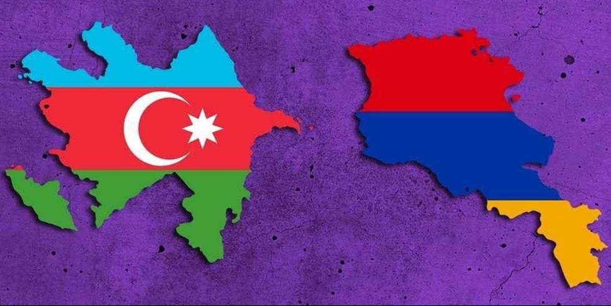 Prímerie v Náhornom Karabachu sa opäť porušuje, obe strany podnikajú útoky