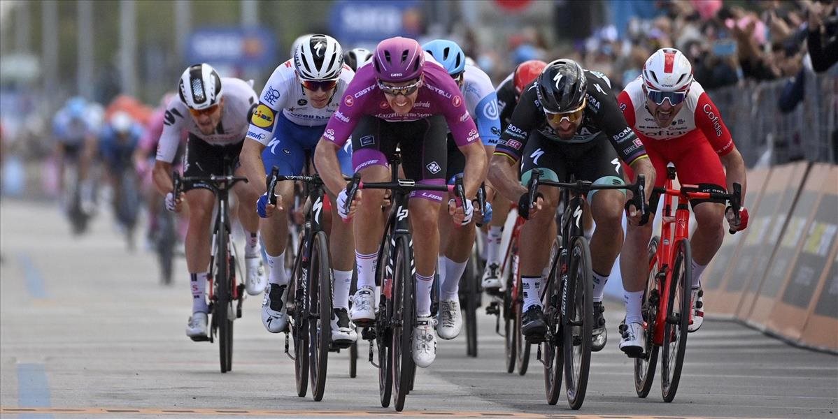 Giro d'Italia: Sagan na 11. etape išiel opäť na maximum, Demara sa mu však zdolať nepodarilo