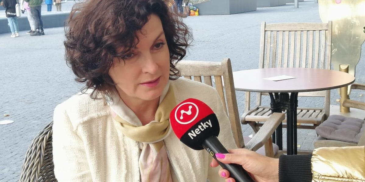 Beáta Dubasová exkluzívne pre Netky: "Ako dieťa som mala vysnívané, že sa chcem stať speváčkou a robila som pre to úplne všetko!"