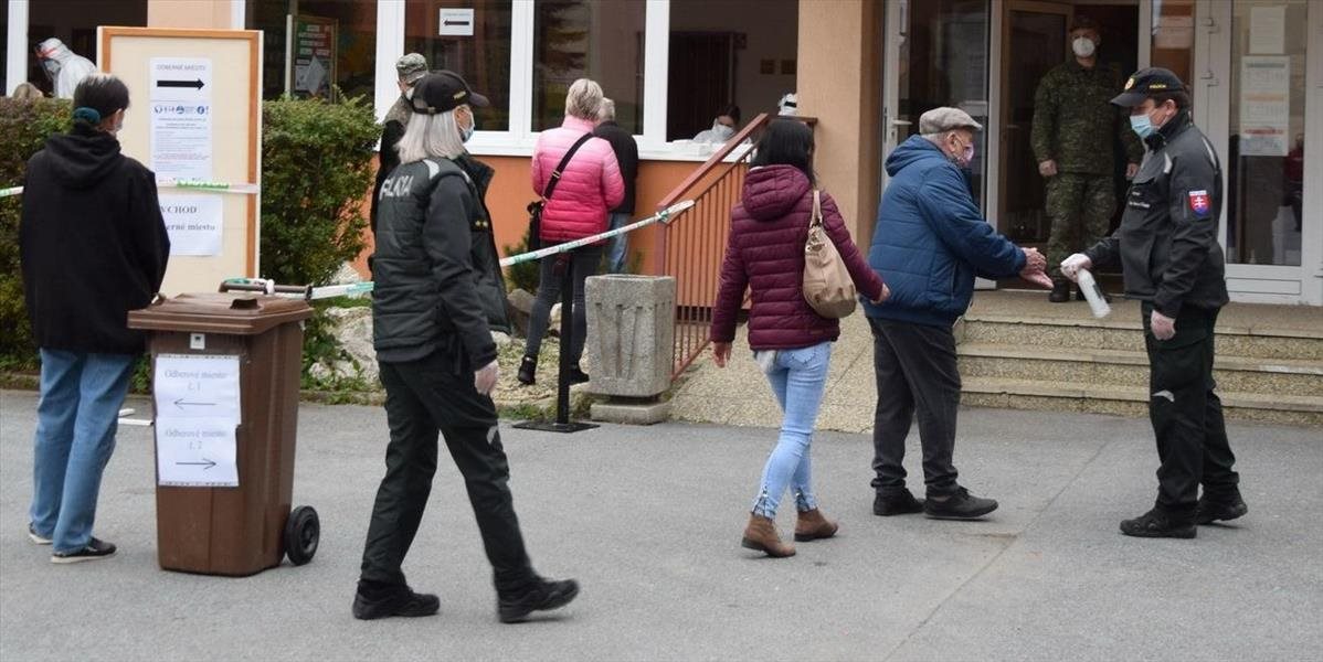 Dnes začína celoplošné testovanie, k dispozícii je viac ako 5 000 odberných miest