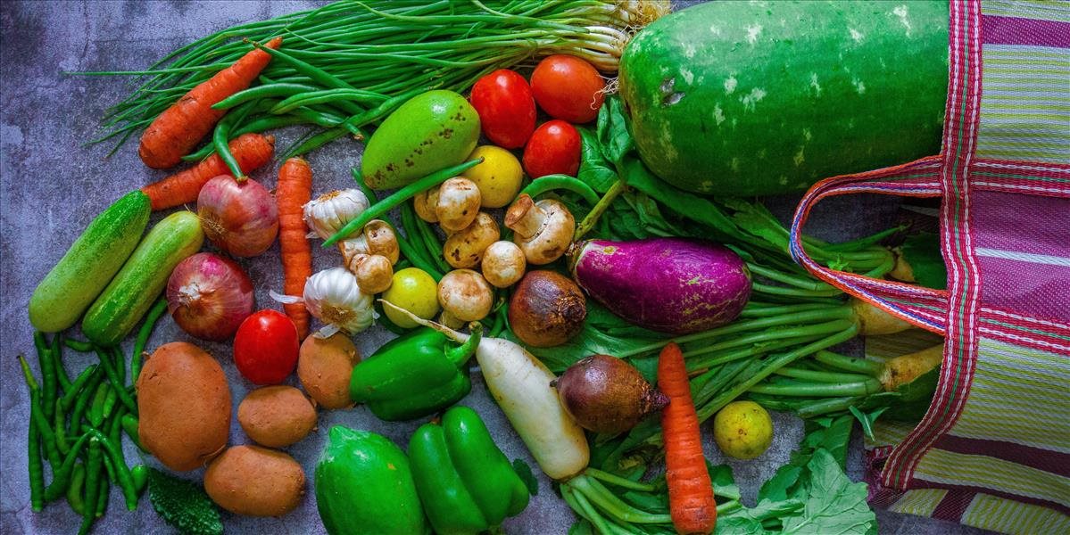 Epidemiológ varuje pred nebezpečenstvom COVID-19 pre vegánov