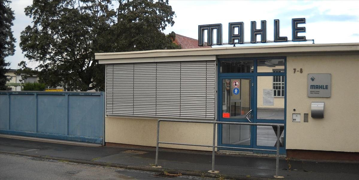 Začína sa s investíciou výskumno-vývojového centra, neskôr pribudnú aj výrobné haly