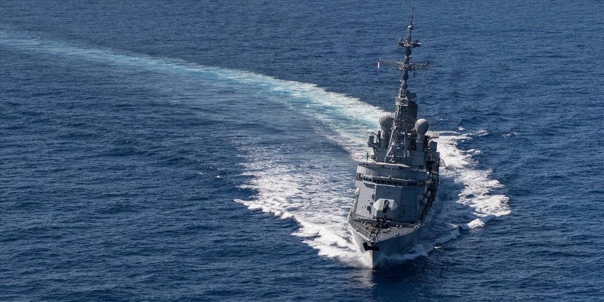 Irán sa môže pýšiť novým námorným gigantom, je vybavený raketometmi či dronmi