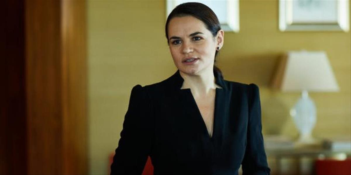 Svetlana Cichanovská uštedrí Lukašenkovi ďalší úder, zostavuje knihu policajných zločinov