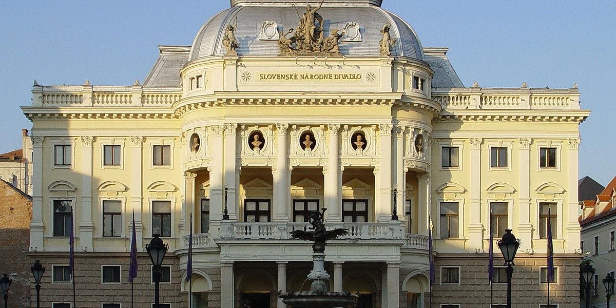 Dlhodobý spor medzi SND a ministerkou kultúry sa vyostruje