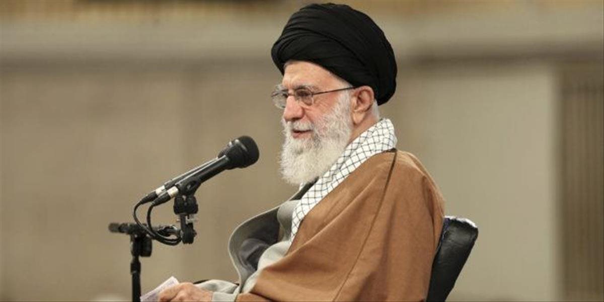 Iránsky najvyšší vodca Alí Chámeneí chce pre spory s USA riskovať životy vlastných občanov. Zakázal vakcíny zo Spojených štátov a Británie