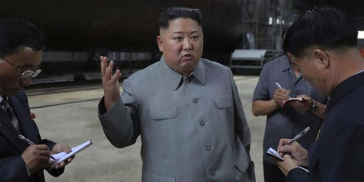 Kim Čong-un sa vymenoval za generálneho tajomníka vládnucej strany. Zároveň predstavil ambiciózny hospodársky plán krajiny
