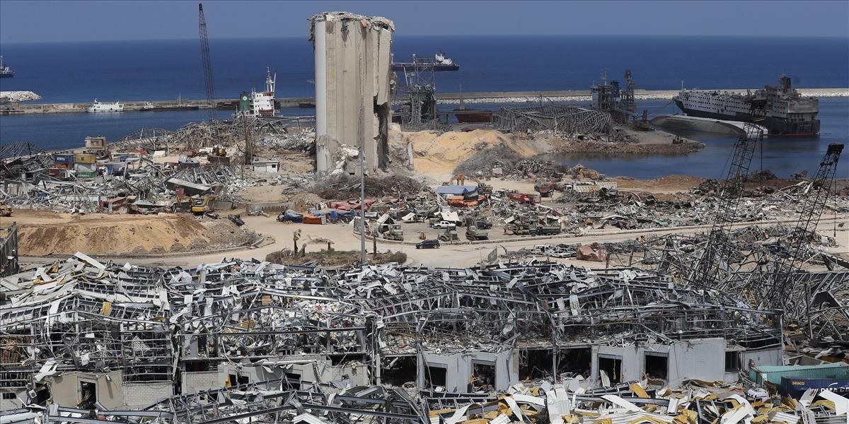 Interpol pátra po dvoch Rusoch a Portugalčanovi v súvislosti s explóziou v bejrútskom sklade