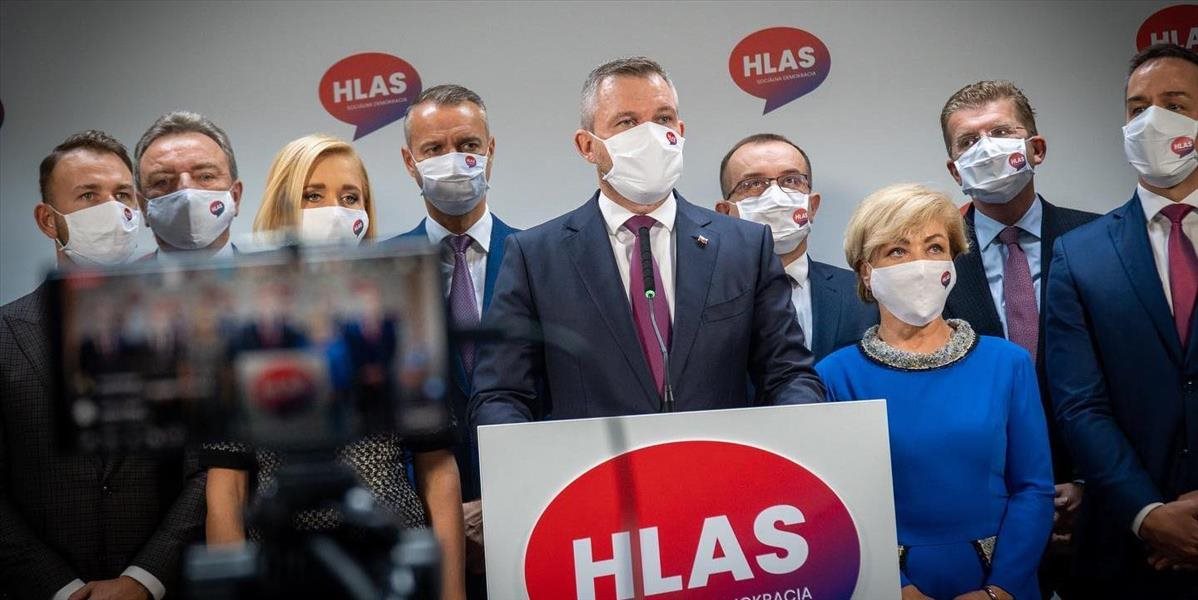 K referendu o predčasných voľbách sa k HLAS-SD pridá zatiaľ len jedna politická strana