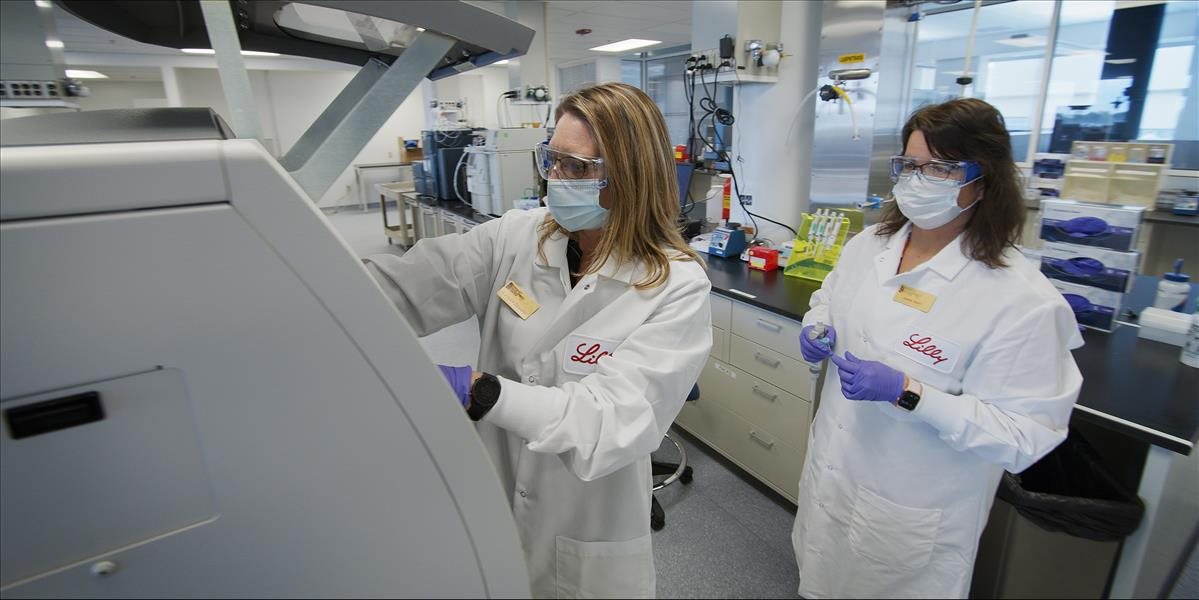 Liek na koronavírus od Eli Lilly znižuje riziko nákazy