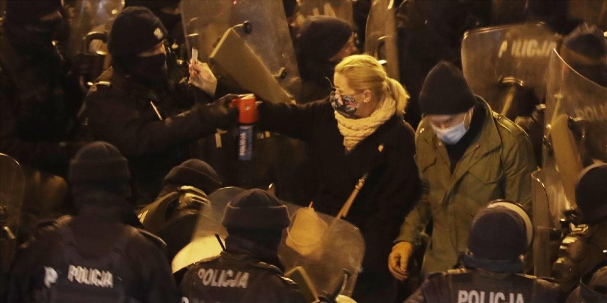 Poľsko sa vrátilo do stredoveku. Súd odklepol kontroverzný zákon o interrupciách