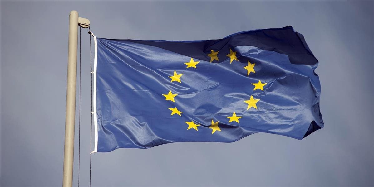 Vakcín v EÚ je nedostatok! Brusel vidí problém vo farmaceutických firmách