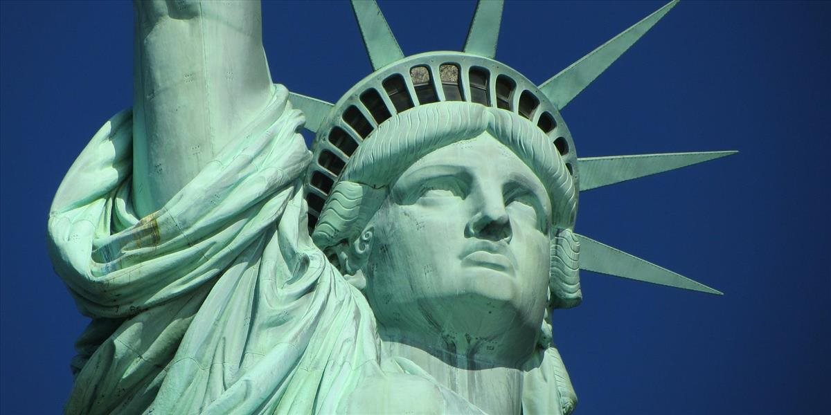 V Amerike je momentálne zaočkovaných viac ľudí, ako infikovaných