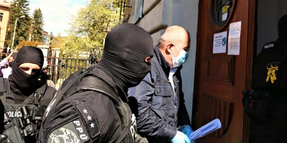 Kajetán K. mal údajne manipulovať tendre na nákup zdravotníckych pomôcok