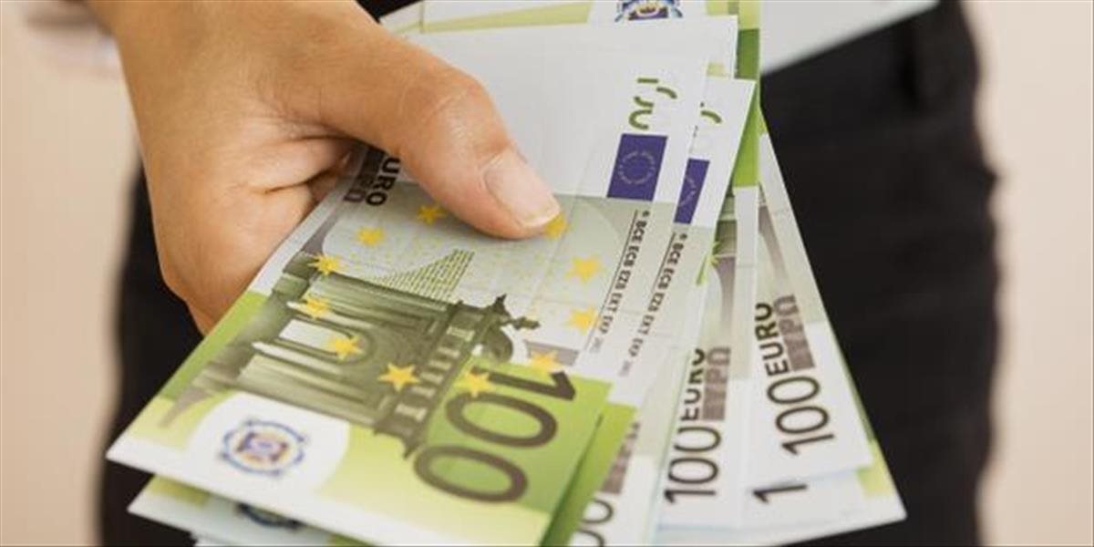 Ochranné prostriedky proti koronavírusu pre zamestnancov výjdu rezort vyše 250-tisíc Eur