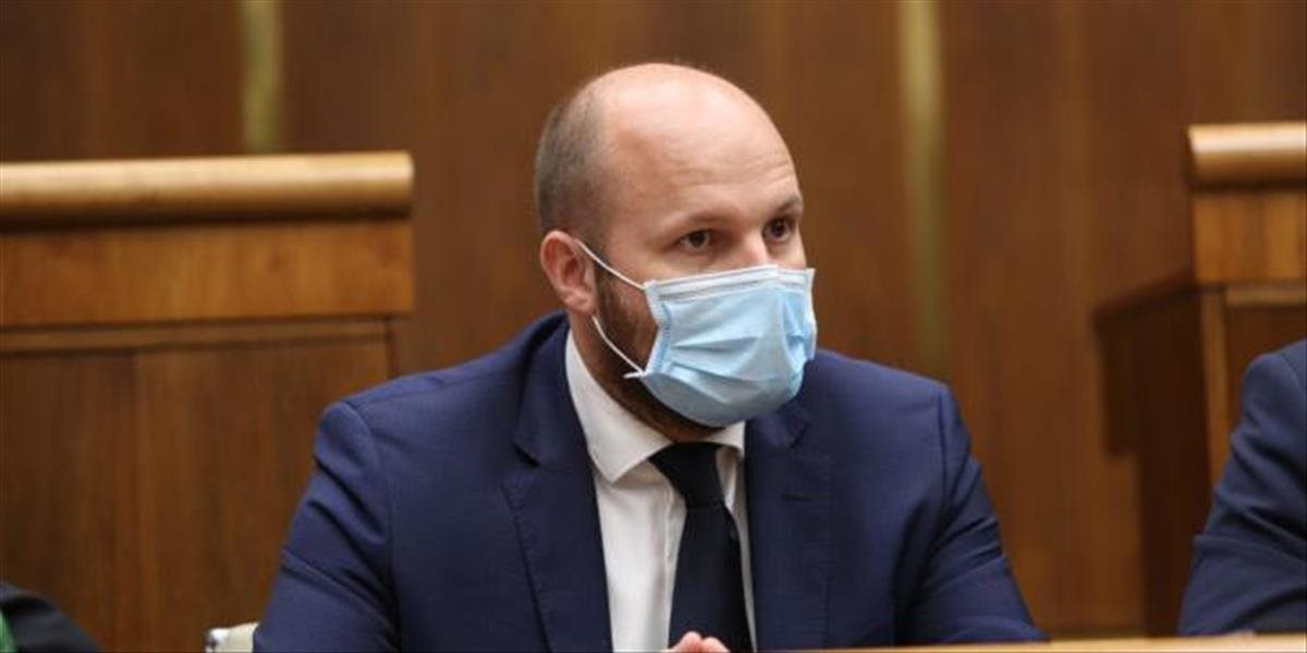 Naď povedal, že úplné zatvorenie hraníc by malo obrovský dopad