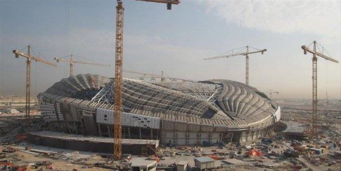 Prípravy na MS 2022 v Katare majú aj temnú stránku. Počas výstavby štadiónov zahynulo tisíce robotníkov