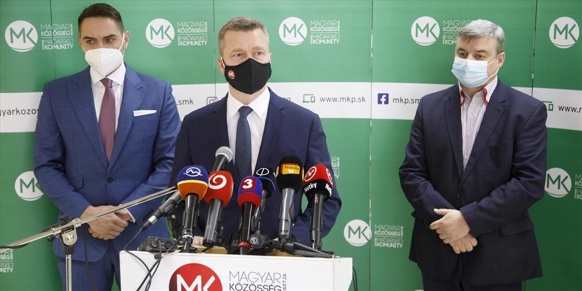 REPORTÁŽ: SMK vyzvalo Martina Klusa, aby sa ospravedlnil slovenským Maďarom