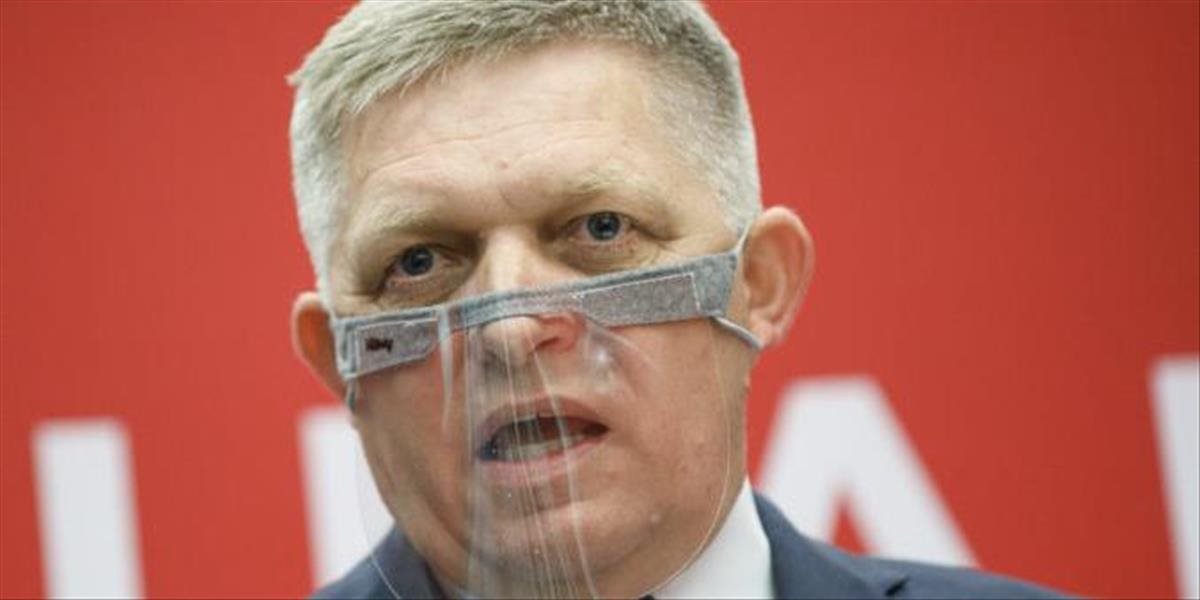 Fico obvinil vládu z nevzdelanosti a neprofesionality, a novinárov nazval užitočnými idiotmi