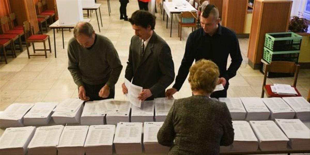 Takmer 50 % Slovákov by podporilo predčasné parlamentné voľby. Prieskum tiež ukázal, koľko ľudí by prišlo k referendu