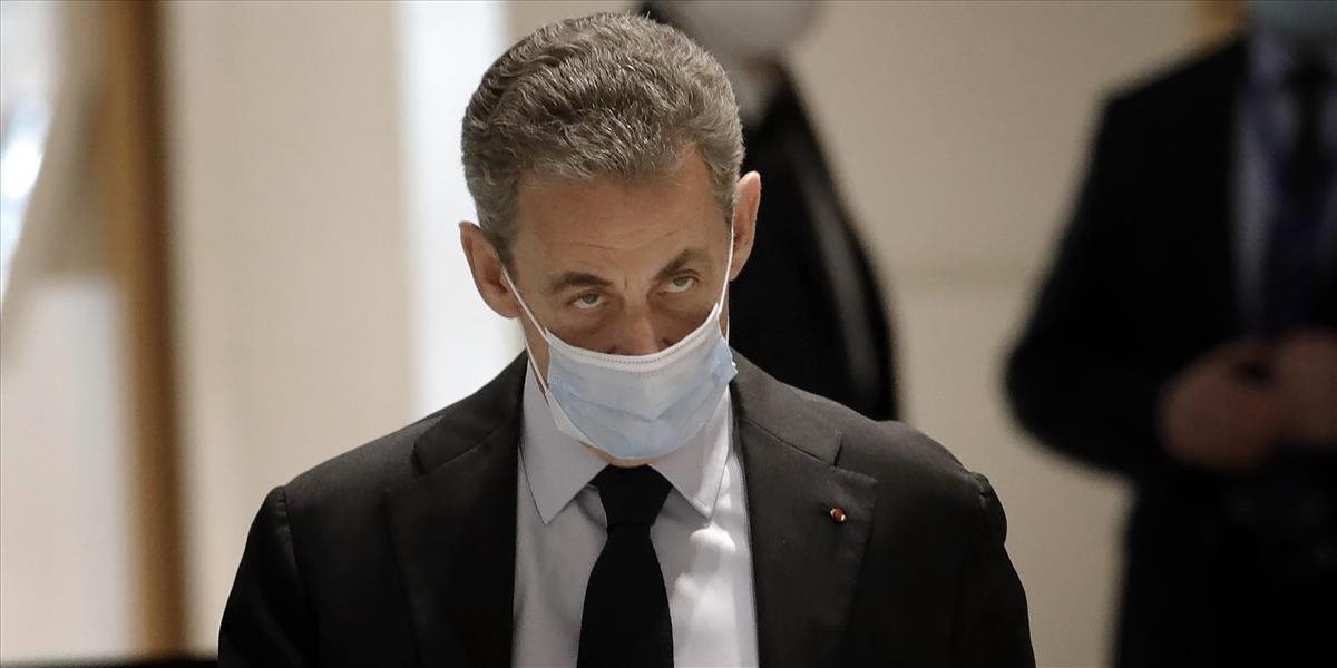Exprezident Sarkozy sa opäť postavil pred súd, čelí obvineniam z nelegálneho financovania kampane