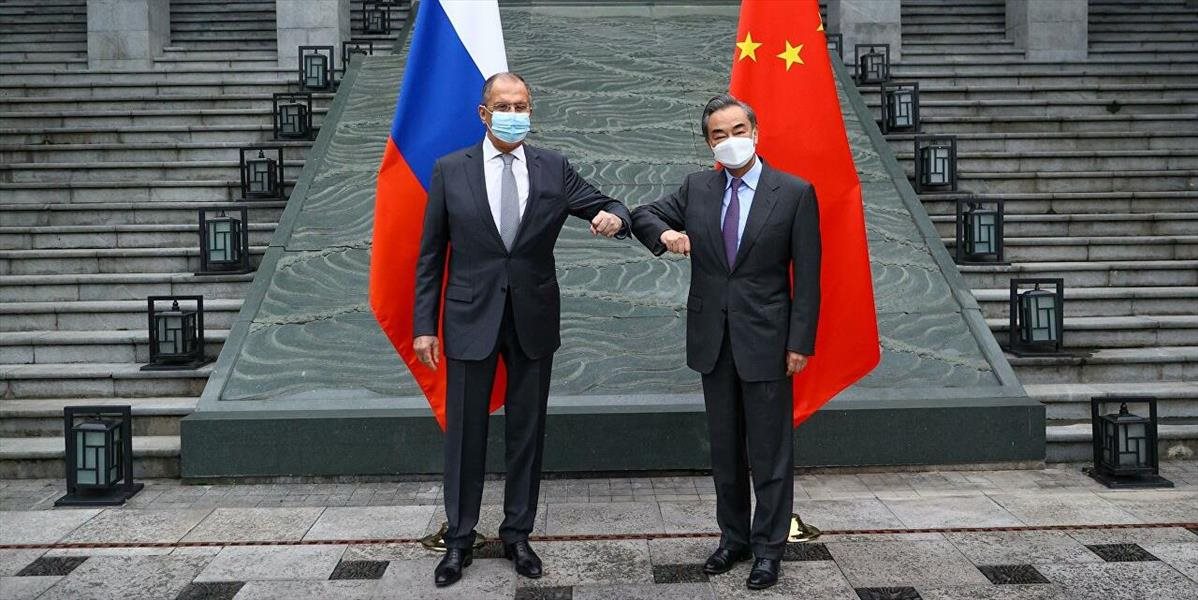 Rusko a Čína odstúpia od finančných systémov kontrolovaných západom
