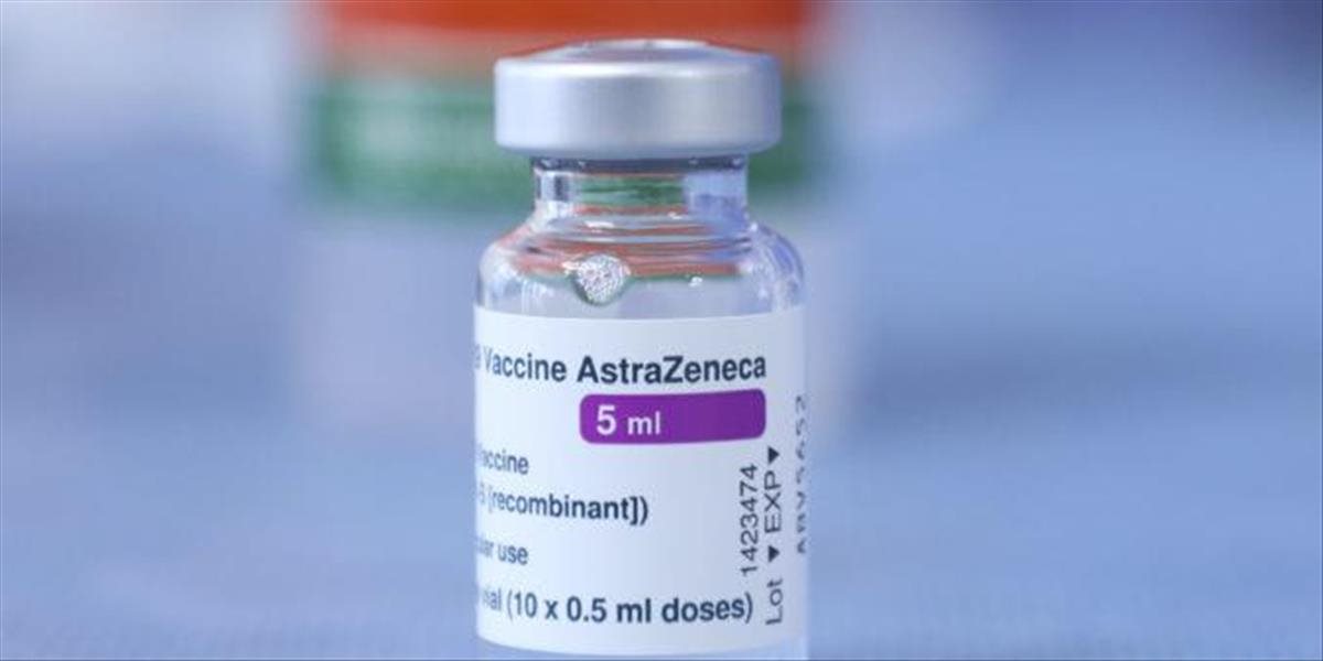 AstraZeneca musí dobehnúť sľúbené dodávky vakcín