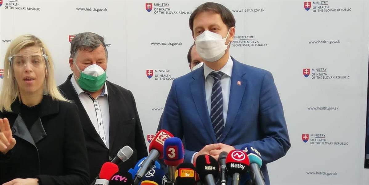 REPORTÁŽ: Opatrenia sa počas Veľkonočných sviatkov sprísňovať nebudú. Odborníci predstavili symbolické desatoro