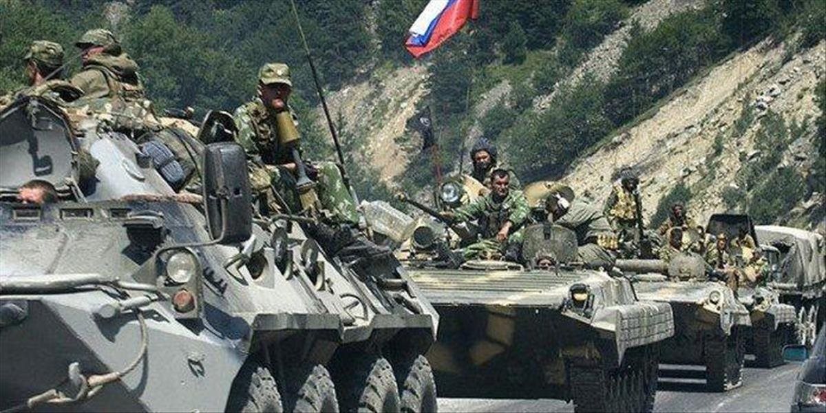 Ruské ministerstvo zahraničia reagovalo na obvinenia USA z presunu vojakov na hranici s Ukrajinou