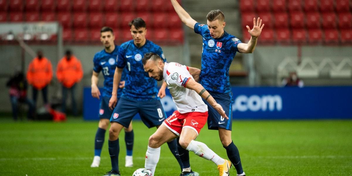 Slovenskí futbalisti si na ME zrejme zahrajú pred divákmi na štadióne