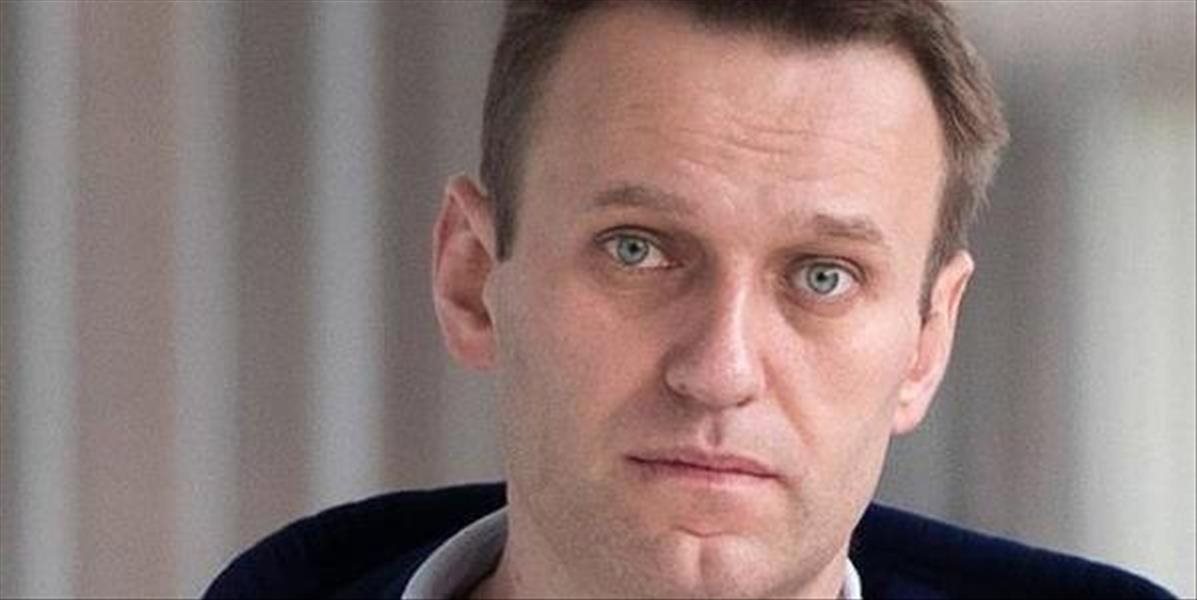 Navaľného stav sa zhoršuje, stráca city v rukách a nohách