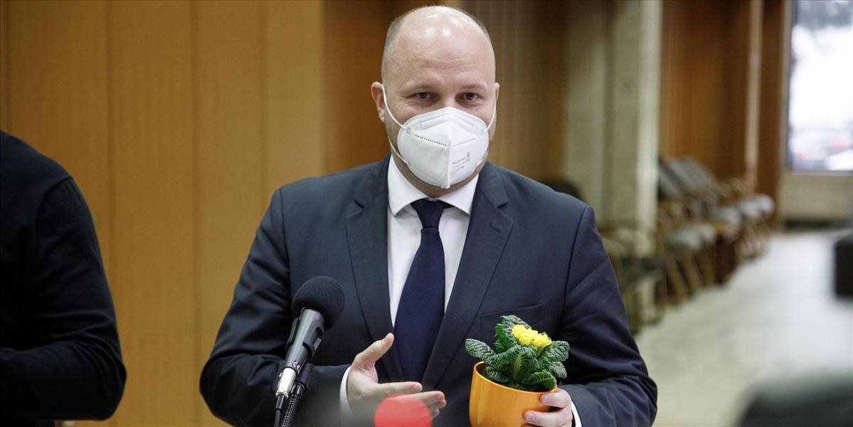 Jaroslav Naď prezradil, kedy by sa mohli Slováci očkovať Sputnikom V