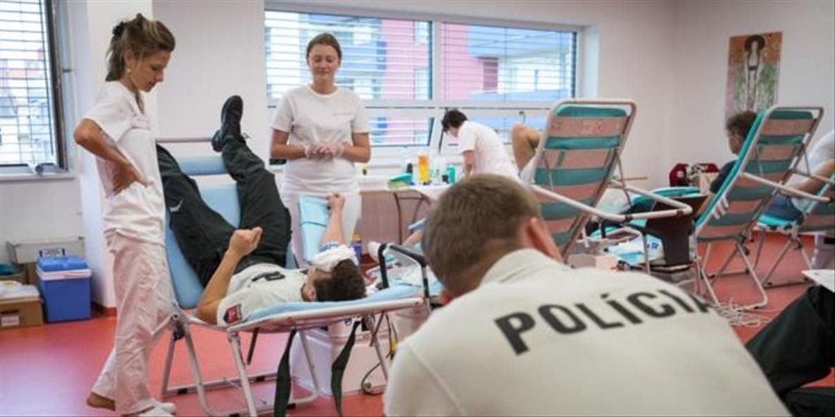 Po očkovaní vraj nie je možné darovanie krvi. Aká je pravda?