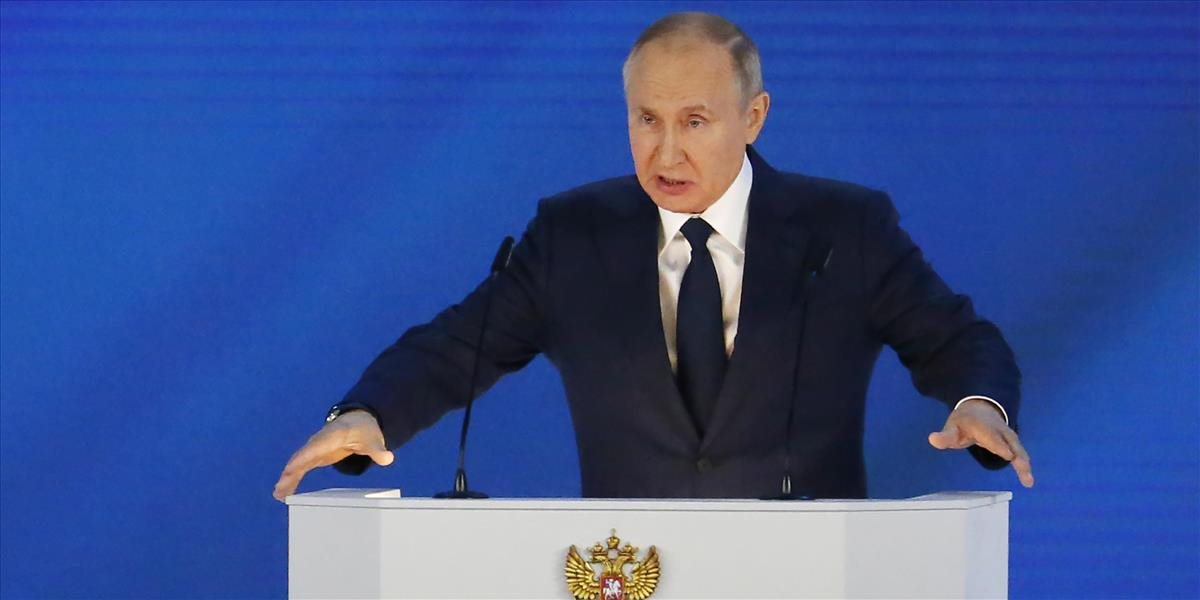 Vladimir Putin kritizuje Západ. Tvrdí, že odignoroval informácie o údajnom atentáte na bieloruského prezidenta