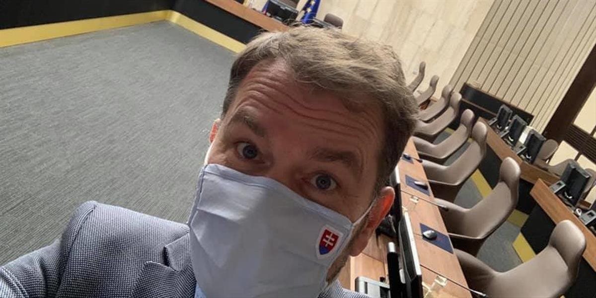 Matovič si pripomenul 35. výročie havárie v Černobyle, prirovnal ju k ruskej vakcíne