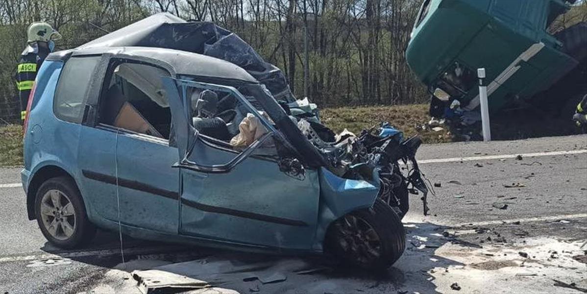 Veľká nehoda na R2 pri Žiari nad Hronom! Doprava musela byť v oboch úsekoch odstavená