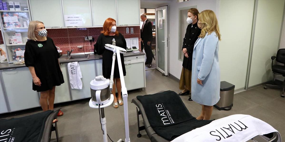 Prezidentka Čaputová sa dnes prešla po meste. Stretla sa s pracovníkmi, ktorých pandémia zasiahla najviac
