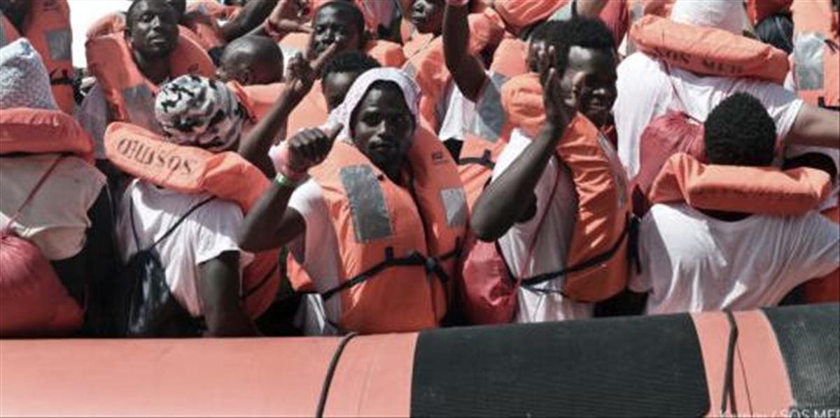 Na ostrovček Lampedusa prišlo v priebehu 12 hodín vyše 1 200 migrantov